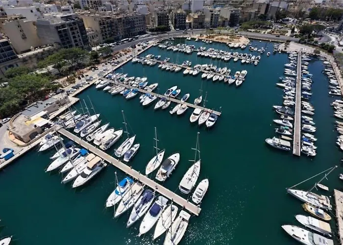 Charming 2br With Private Balcony By 360 Estates Appartamento Pietà