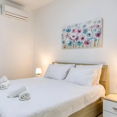 Charming 2br With Private Balcony By 360 Estates Lägenhet Pietà