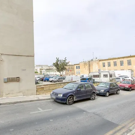 דירה Charming 2br With Private Balcony By 360 Estates *