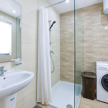 דירה Charming 2br With Private Balcony By 360 Estates Pietà