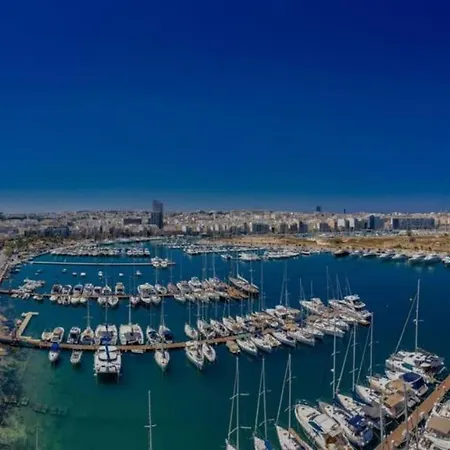 דירה Charming 2br With Private Balcony By 360 Estates *