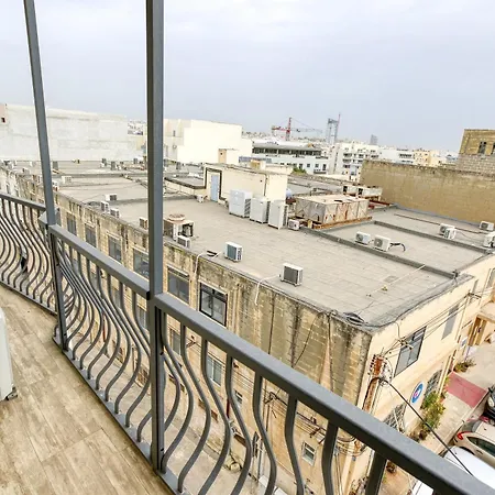 Lägenhet Charming 2br With Private Balcony By 360 Estates *