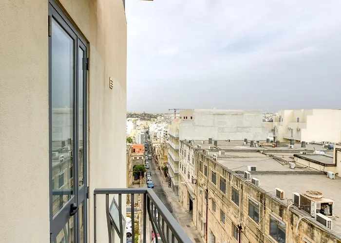 Charming 2br With Private Balcony By 360 Estates Pietà